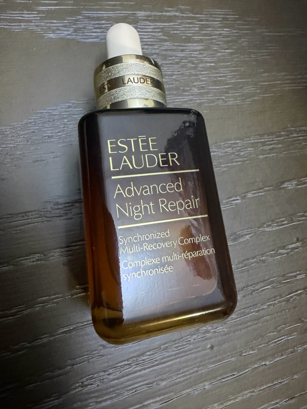 Estée Lauder Advanced Night Repair Serum - Brown with Gold Accents